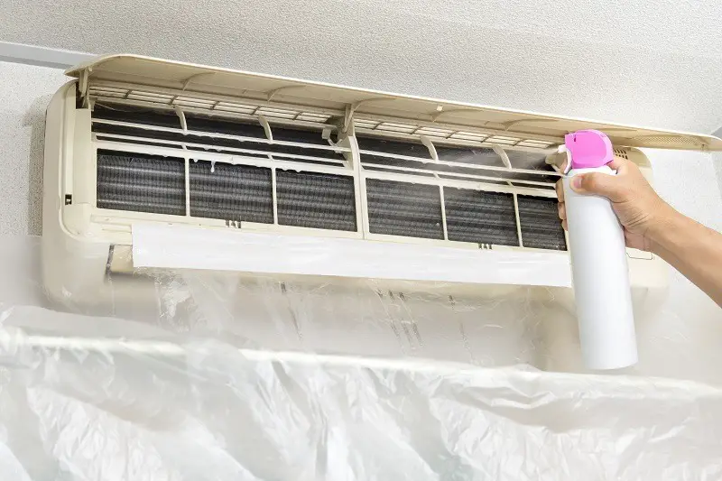 clean a window air conditioner mold